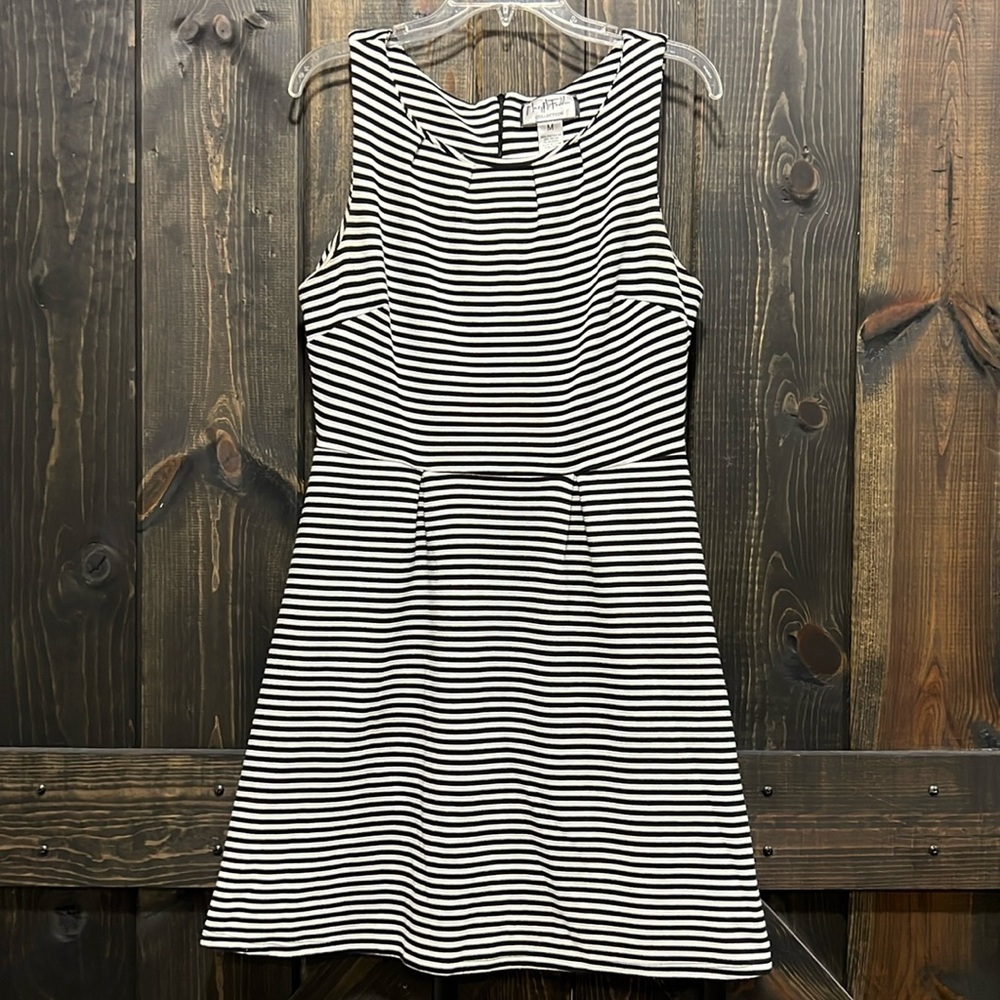 Vintage Mary McFadden Skater Dress M Black White Striped Boho Y2K Neutral Ribbed